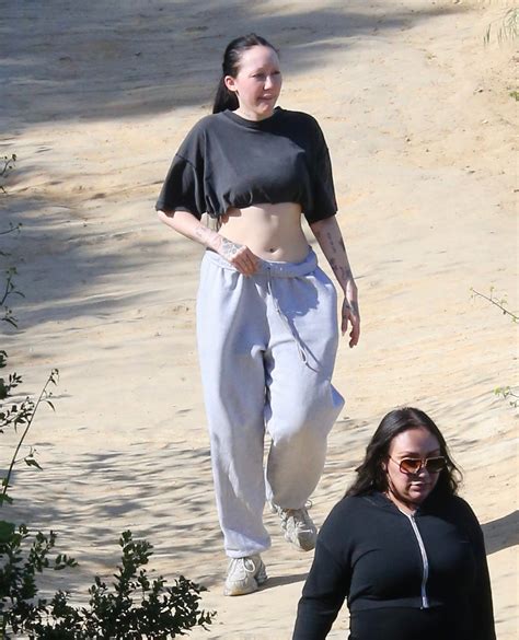 noah cyrus plastic surgery|Noah Cyrus reveals her ‘unrecognizable’ look in new。